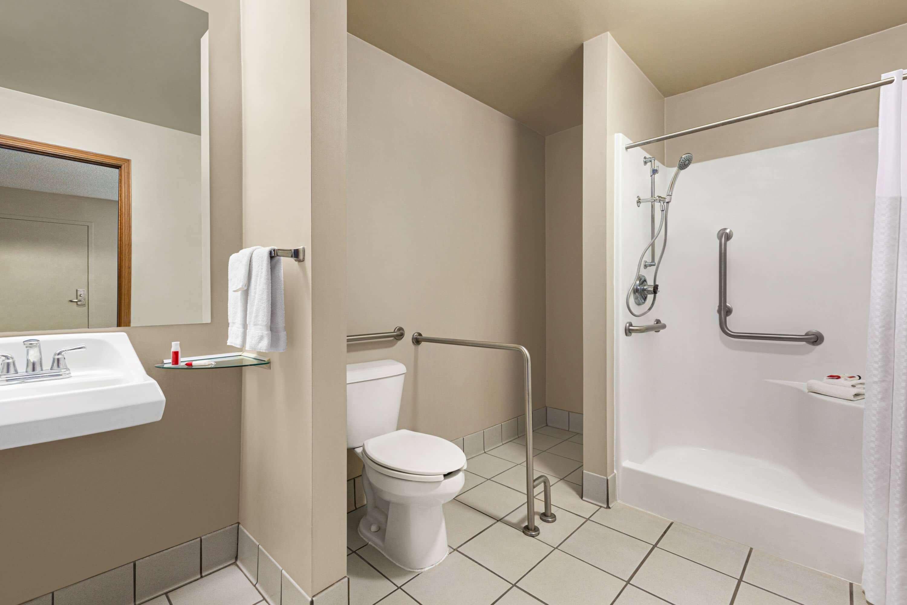 Travelodge By Wyndham Wellington Екстериор снимка